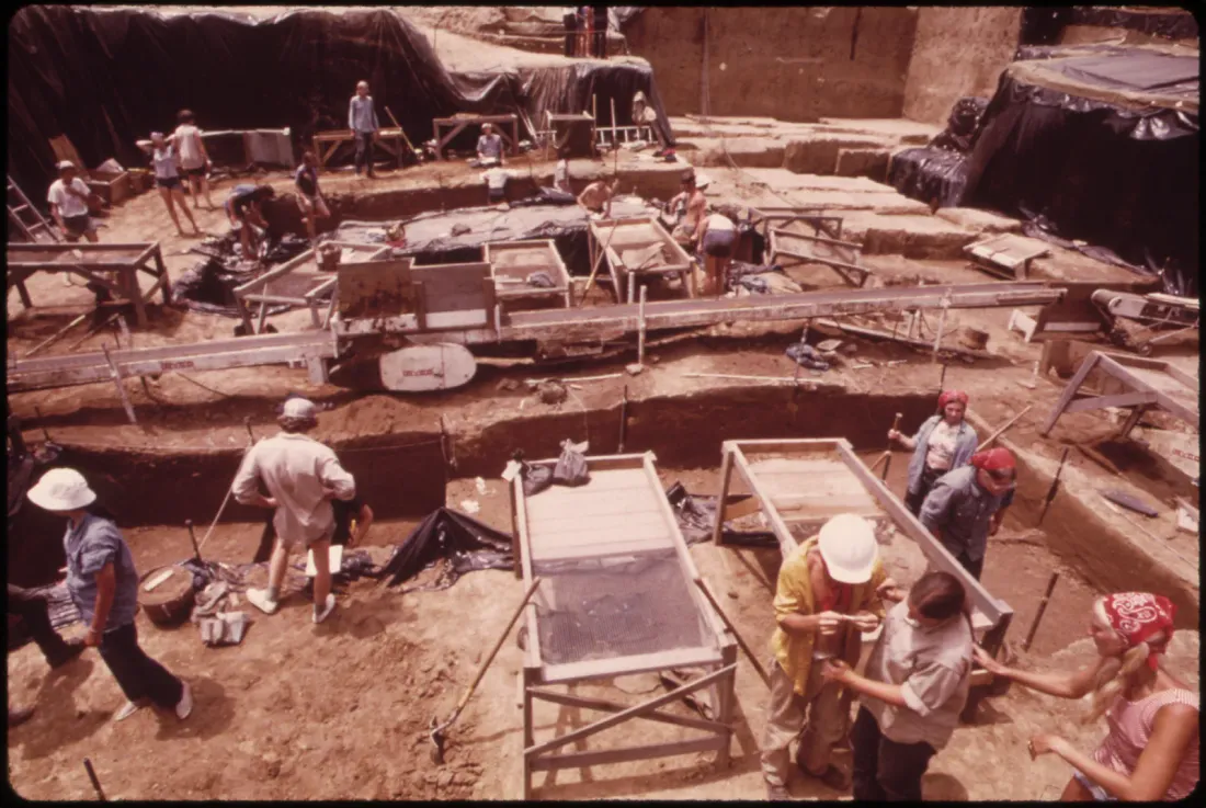 Archaeologists and students excavating the Koster site in Illinois
